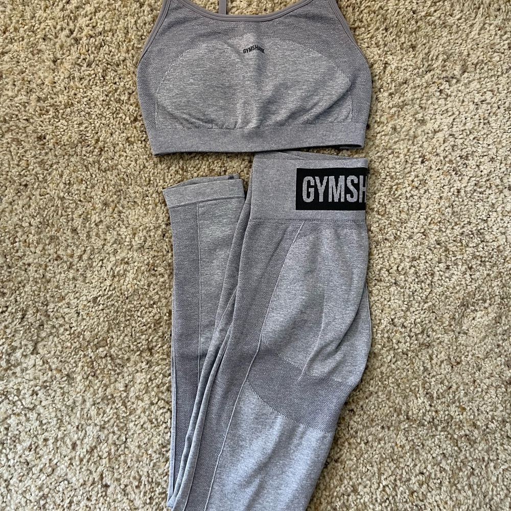 Gymshark Flex Set - image 1